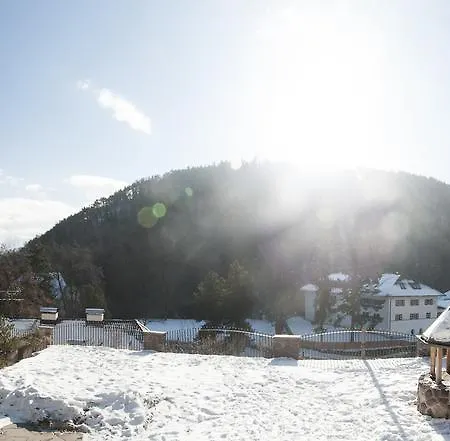Waldquell Aparthotel Collalbo